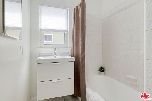 Drew Fenton | 153 W Channel Road Santa Monica CA | MLS: 7020030
