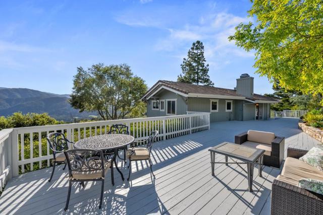 31475 Via Las Rosas, Carmel Valley CA: https://media.crmls.org/mediaz/d105e7e7-b65b-4ae6-bac1-a8633f1e1067.jpg
