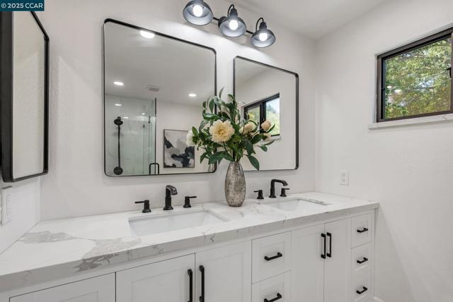 1821 S Main St, Walnut Creek CA: https://media.crmls.org/mediaz/d1060015-e306-43c3-9e7d-aa7d812a2992.jpg