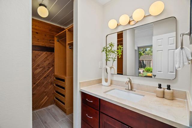 1472 Kingfisher Way, Sunnyvale CA: https://media.crmls.org/mediaz/d106f87d-afd7-409e-8fe6-c7998a2b1a76.jpg