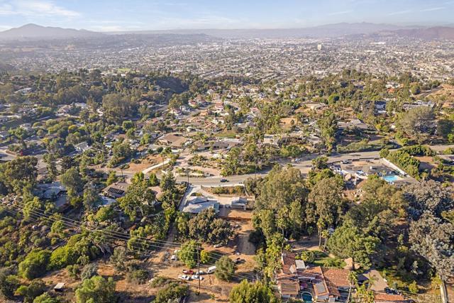 Detail Gallery Image 35 of 46 For 10957 Horizon Hills Dr, El Cajon,  CA 92020 - 4 Beds | 2 Baths