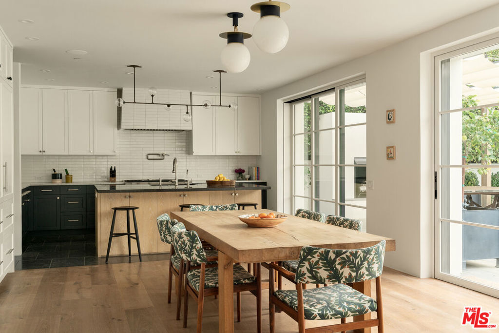 MLS #25602681 image #12