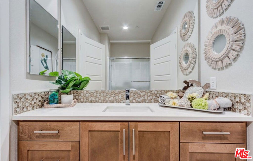 MLS #25614795 image #10