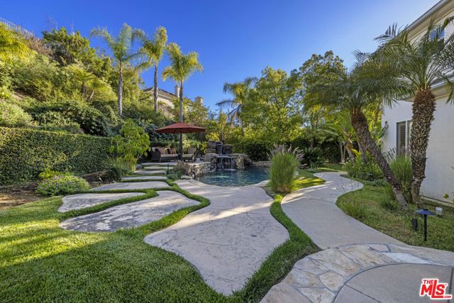 3432 Daniella Court, Calabasas CA: https://media.crmls.org/mediaz/d10a4373-6766-4f0c-8158-d0652ad4bca1.jpg
