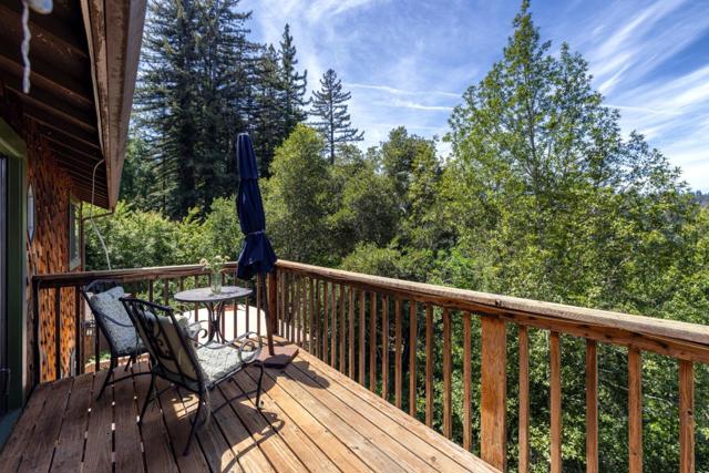 646 Blue Ridge Drive, Boulder Creek CA: https://media.crmls.org/mediaz/d10aea01-bdfb-4521-8f10-1fad165faf88.jpg