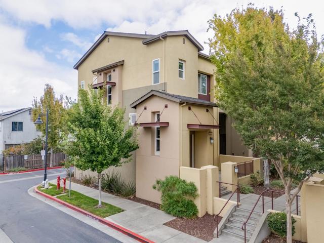 2872 10th Street, San Pablo CA: https://media.crmls.org/mediaz/d10bc947-41ea-41be-8e01-dea085997e7f.jpg