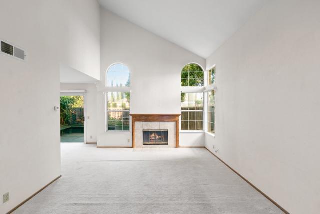 915 Kara Way, Campbell CA: https://media.crmls.org/mediaz/d10bed06-ba8e-4606-aace-59c075e275a6.jpg