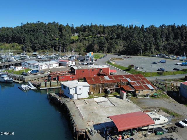 Detail Gallery Image 11 of 25 For 19290 S Harbor Dr, Fort Bragg,  CA 95437 - – Beds | – Baths