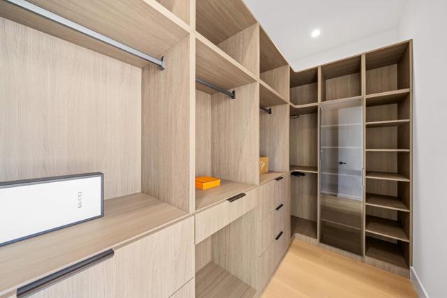 89 Centre Street, Mountain View CA: https://media.crmls.org/mediaz/d10cc8a1-f9a5-46ec-8335-2fc6d6764432.jpg