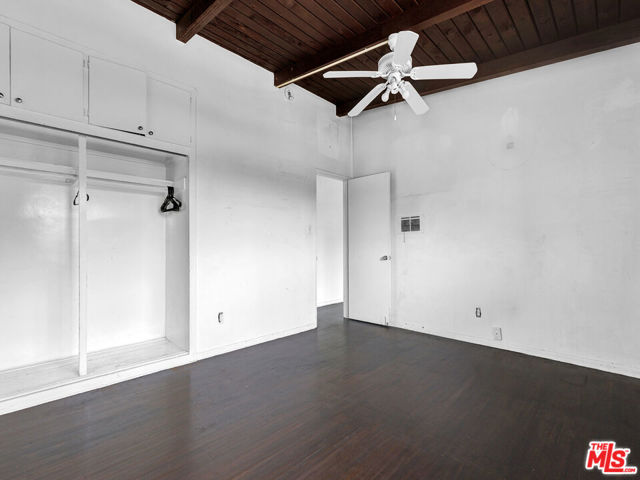 5401 Thornburn Street, Los Angeles CA: https://media.crmls.org/mediaz/d10ef4b5-97c6-44b1-aa75-c4339c22ba8f.jpg