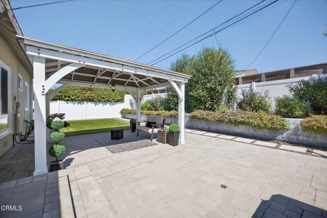 3167 Armada Drive, Ventura CA: https://media.crmls.org/mediaz/d10f9840-e8d6-47f4-8d2f-84d7deb61e56.jpg