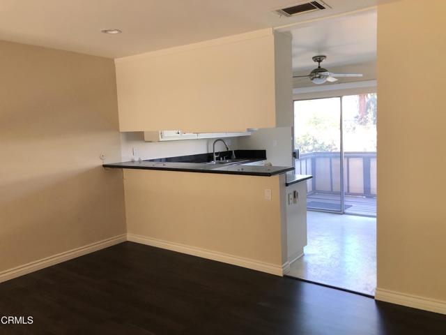 Detail Gallery Image 13 of 35 For 113 N Almansor St #26,  Alhambra,  CA 91801 - 2 Beds | 2/1 Baths