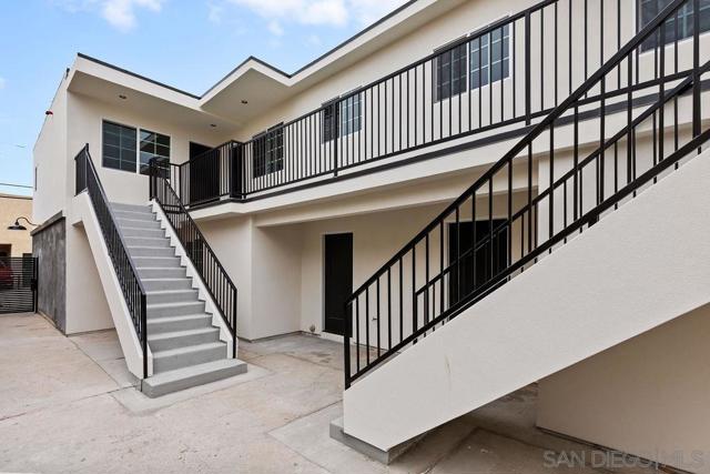 4264 42nd St, San Diego CA: https://media.crmls.org/mediaz/d110b189-9294-4670-b564-ff9d844019d3.jpg