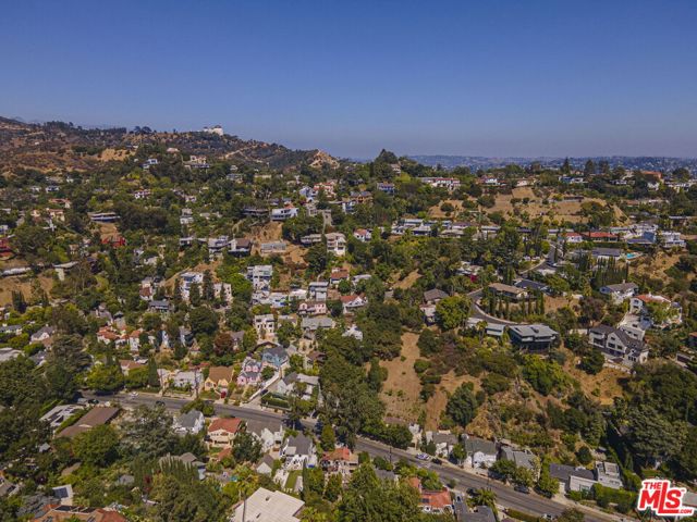 2318 Canyon Drive, Los Angeles CA: https://media.crmls.org/mediaz/d1125af8-783c-49d3-a541-986dcf23598c.jpg