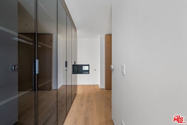 Drew Fenton | 2501 Banyan Drive Los Angeles CA | MLS: 7450499 Drew Fenton | 2501 Banyan Drive Los Angeles CA | MLS: 7450499
