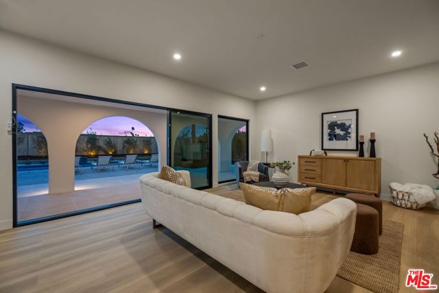 80100 Vista Grande, La Quinta CA: https://media.crmls.org/mediaz/d1129279-ef0d-4bd8-98b4-3c6b1a7a0cc7.jpg