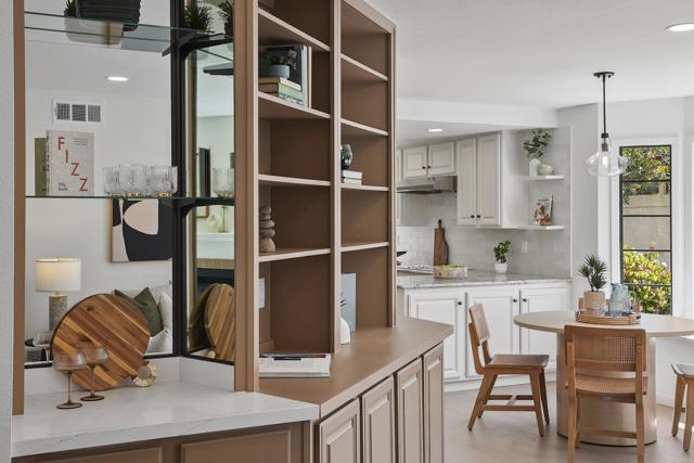 Detail Gallery Image 21 of 40 For 1240 Ladera Linda, Del Mar,  CA 92014 - 3 Beds | 2/1 Baths