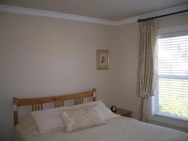 3012 Rosecrans St, San Diego CA: https://media.crmls.org/mediaz/d1136242-af34-41a0-baec-30c57f3ec6b6.jpg