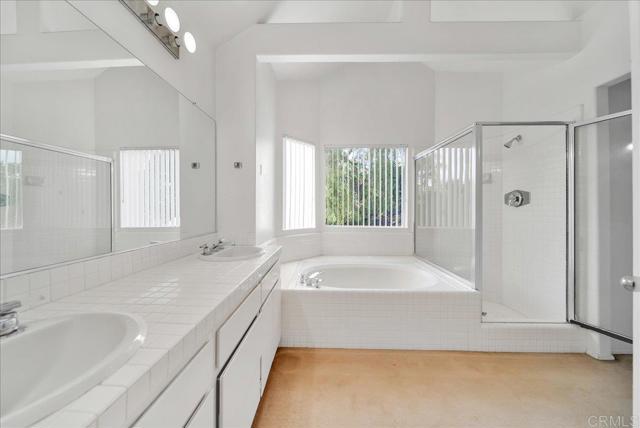 Detail Gallery Image 17 of 31 For 1423 Portofino Dr, Vista,  CA 92081 - 4 Beds | 2/1 Baths