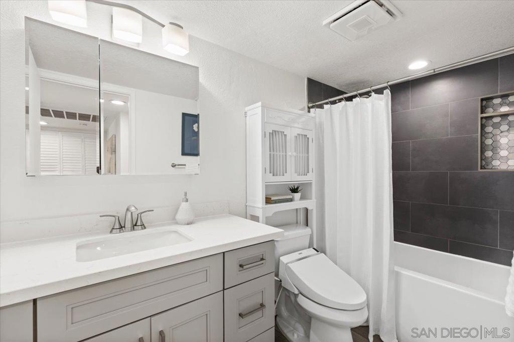 MLS #250039466SD image #22