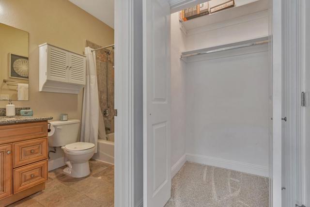 525 Guiti Garden Court, San Jose CA: https://media.crmls.org/mediaz/d114a664-aa5f-4193-84b6-f4ee4be2af96.jpg