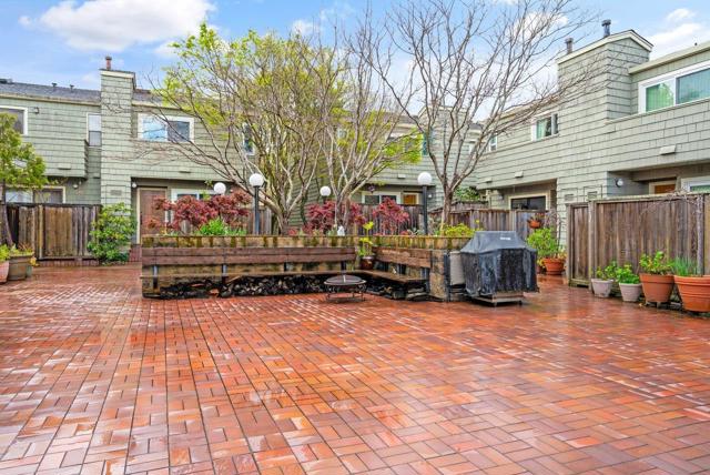 272 State Street, San Mateo CA: https://media.crmls.org/mediaz/d114acb2-b617-4236-b3c5-ceb24d1c741d.jpg