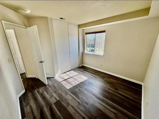 521 LEAMON Street, Tracy CA: https://media.crmls.org/mediaz/d115a45c-5143-48c6-89d5-d5603ef5c2d9.jpg
