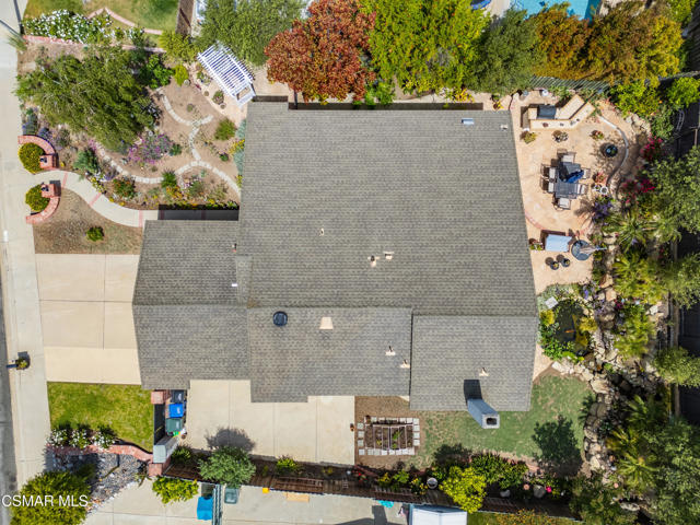 709 Zinnia Court, Thousand Oaks CA: https://media.crmls.org/mediaz/d115c4c9-30ad-498b-8071-4a116595ac8d.jpg