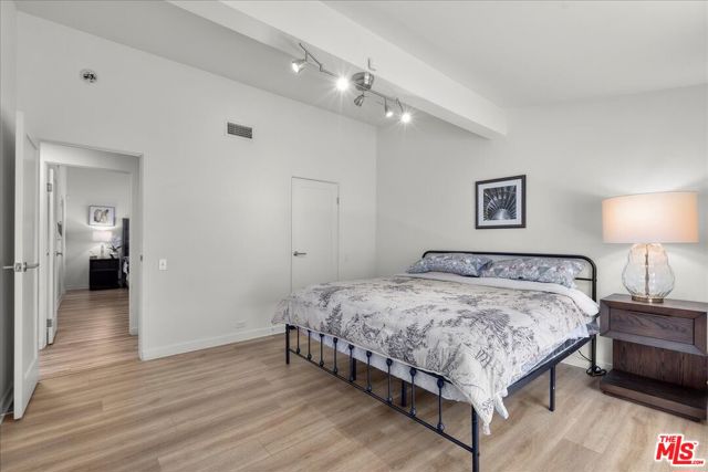 Drew Fenton | 16633 Bienveneda Place Pacific Palisades CA | MLS: 7170214
