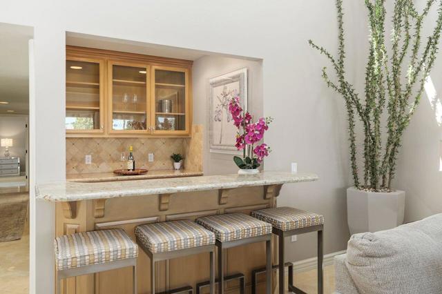 26 Majorca Drive, Rancho Mirage CA: https://media.crmls.org/mediaz/d117226f-3d20-4e07-aaed-a4dd37f2c397.jpg