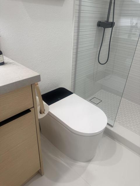 2857 N Los Felices Road #203, Palm Springs, CA 92262