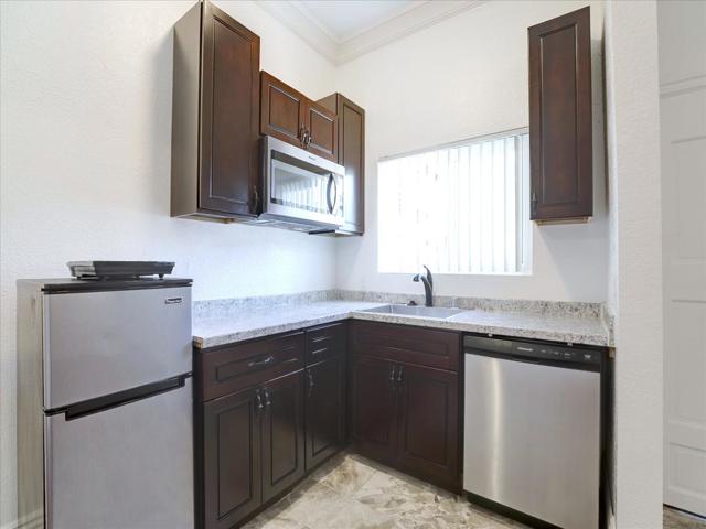 421 N 13th Street, San Jose CA: https://media.crmls.org/mediaz/d1196095-e336-423c-8301-f433b6bfa5d0.jpg