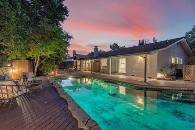 249 Montclair Road, Los Gatos CA: https://media.crmls.org/mediaz/d119cab2-fd48-4f52-b804-86bc0d4186f2.jpg