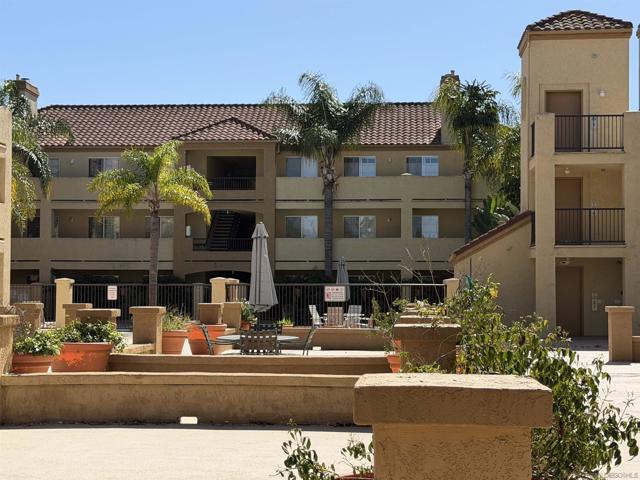 2057 Burton St, San Diego CA: https://media.crmls.org/mediaz/d119cadb-4126-410a-b09f-9296de7d9db2.jpg