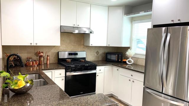 865 Carlisle Way, Sunnyvale CA: https://media.crmls.org/mediaz/d11bad8a-c75a-4b16-a9a8-0e4b6afad314.jpg