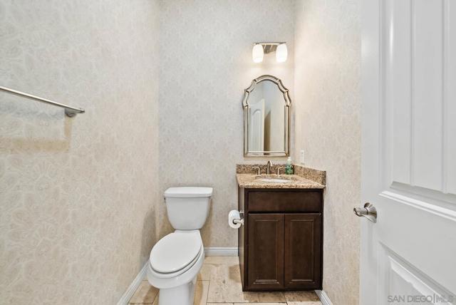 1797 Santa Christina Ave, Chula Vista CA: https://media.crmls.org/mediaz/d11bf591-7514-48a6-92bc-3c879ff9a3eb.jpg