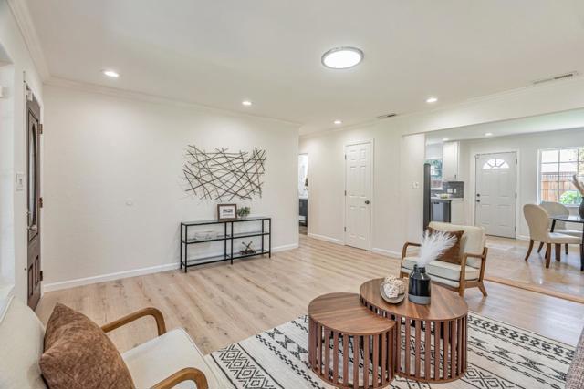 1389 Boysea Drive, San Jose CA: https://media.crmls.org/mediaz/d11c0442-668f-4564-b95e-817e3ba4195f.jpg