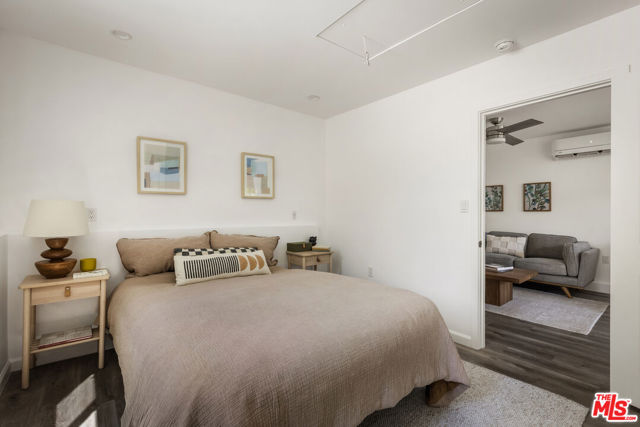1471 Hill Drive, Los Angeles CA: https://media.crmls.org/mediaz/d11c7f07-2006-4069-9ba3-496ded0ef424.jpg