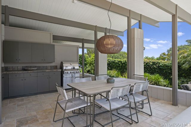 5931 Citadel CIR, La Jolla CA: https://media.crmls.org/mediaz/d11d20e8-5593-41dd-935d-e5dc0ddade37.jpg