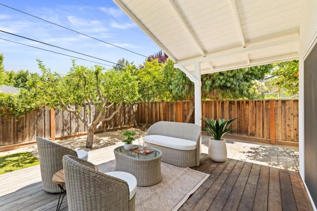 286 Hans Avenue, Mountain View CA: https://media.crmls.org/mediaz/d11d3929-f646-4a4a-a84f-3eeb17b62a37.jpg