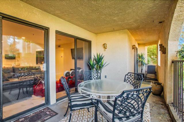 200 E Racquet Club Road, Palm Springs CA: https://media.crmls.org/mediaz/d11e5380-7aa3-4a4f-8ee2-198007d7fda2.jpg