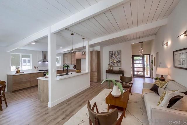 Detail Gallery Image 3 of 16 For 4941 Baja Ct, San Diego,  CA 92115 - 4 Beds | 2 Baths