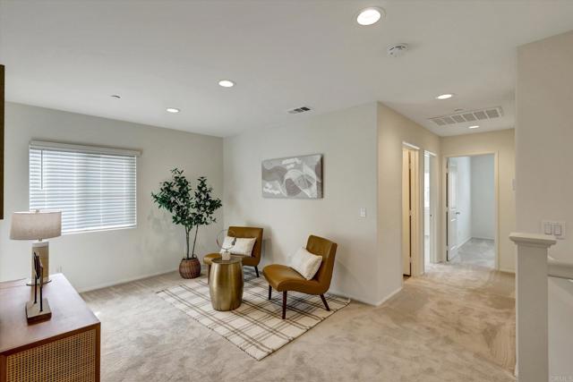 211 Silver Fir Court, Vista CA: https://media.crmls.org/mediaz/d1202d70-8980-48dd-aac6-40142863b84c.jpg