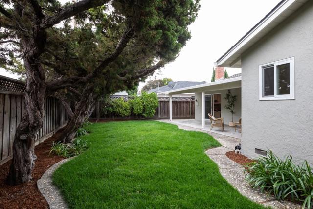 2223 Dianne Drive, Santa Clara CA: https://media.crmls.org/mediaz/d121686e-bf7d-4163-ac1c-3bef19aa0554.jpg