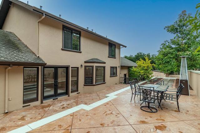 6020 Sherry Lee Lane, Salinas CA: https://media.crmls.org/mediaz/d1226bda-f92a-4f14-beda-7cbf601cd0c8.jpg