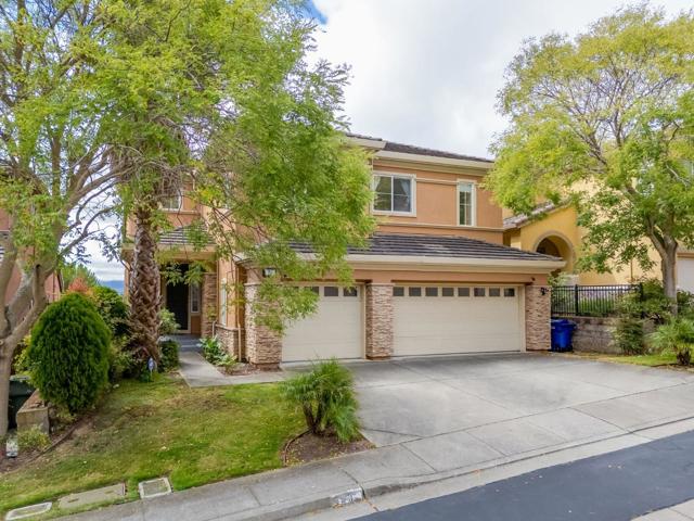 23 Pinnacle Street, South San Francisco CA: https://media.crmls.org/mediaz/d123611a-1e59-4e7d-ab92-5773a59c6c5d.jpg