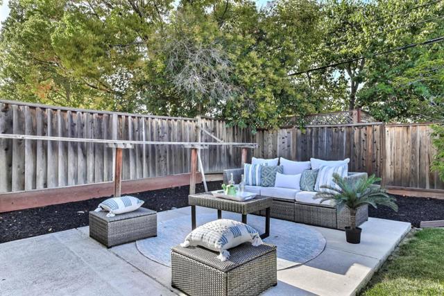 7433 Rollingdell Drive, Cupertino CA: https://media.crmls.org/mediaz/d123e8b0-ed48-4e81-83e7-9e1f0bf7be6e.jpg