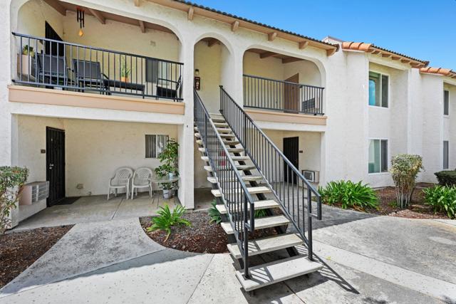 Detail Gallery Image 3 of 27 For 230 Candice Pl, Vista,  CA 92083 - 1 Beds | 1 Baths