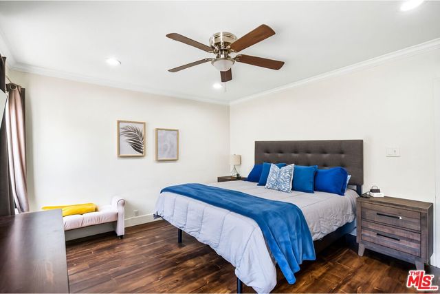 5342 Lemon Grove Avenue, Los Angeles CA: https://media.crmls.org/mediaz/d127bd76-3cba-44d0-a23b-0512b3c4b7ab.jpg