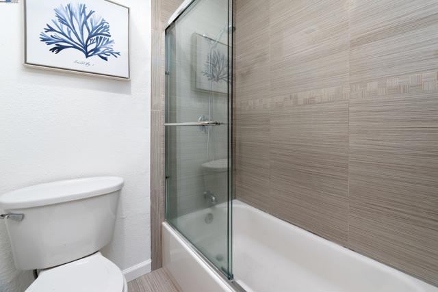6287 Mountford Dr, San Jose CA: https://media.crmls.org/mediaz/d1289978-7bf2-42b9-aff7-02a0e34c1e9c.jpg
